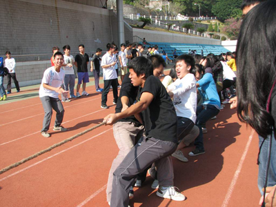 化学系20121351班开展团(党) 日活动